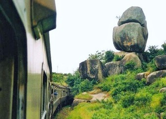 adventure train transport in Mwanza - African train adventure